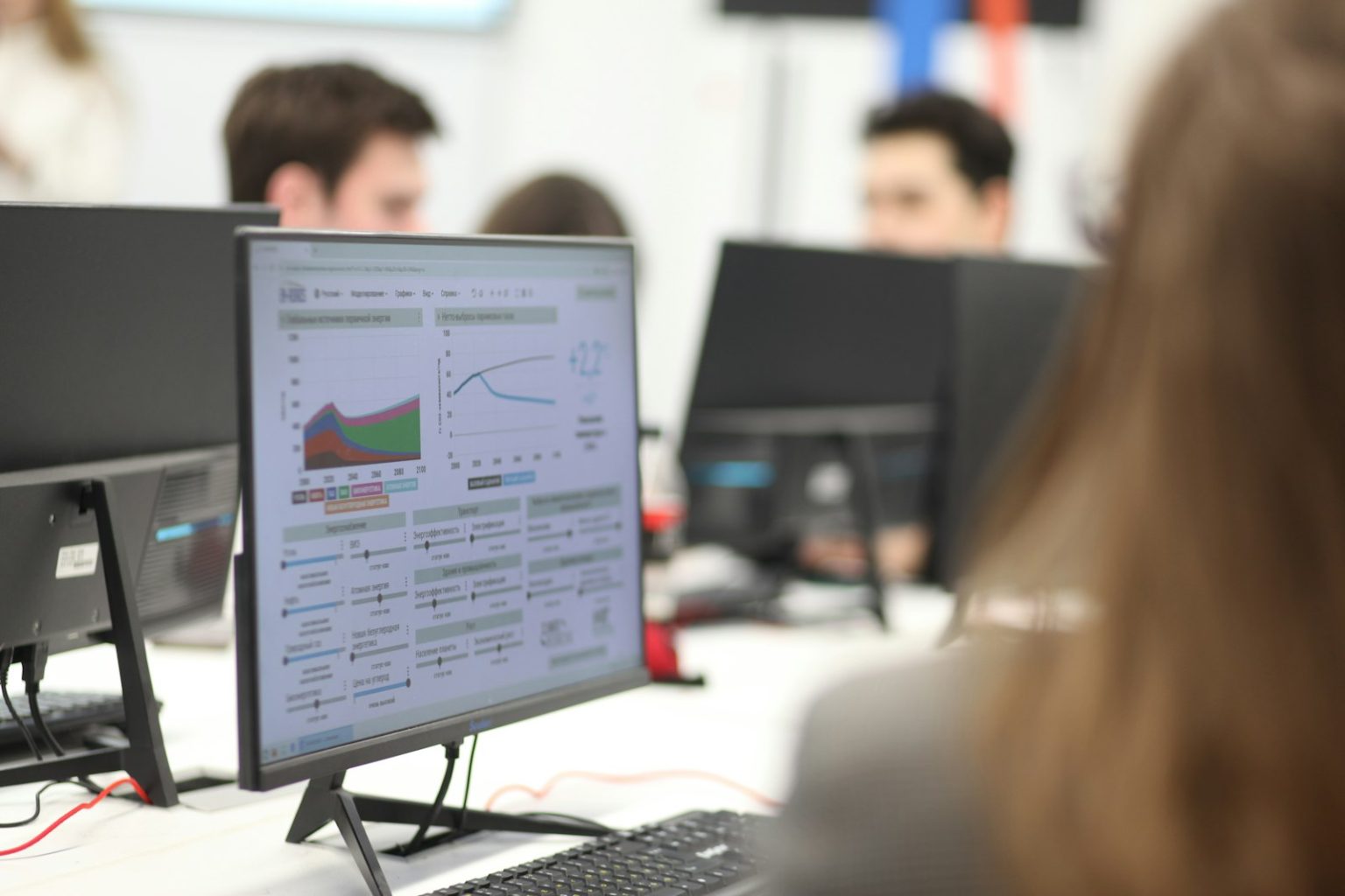 How to Reduce Your Website's Bounce Rate and Keep Visitors Engaged